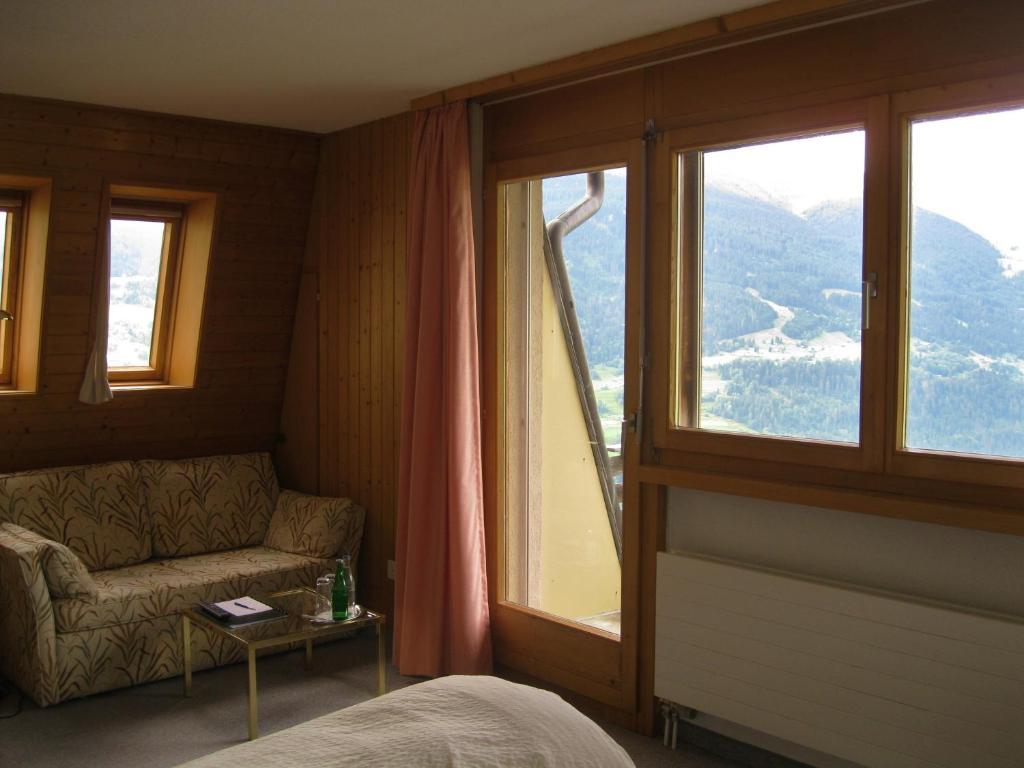 Kistenpass Hotel Breíl